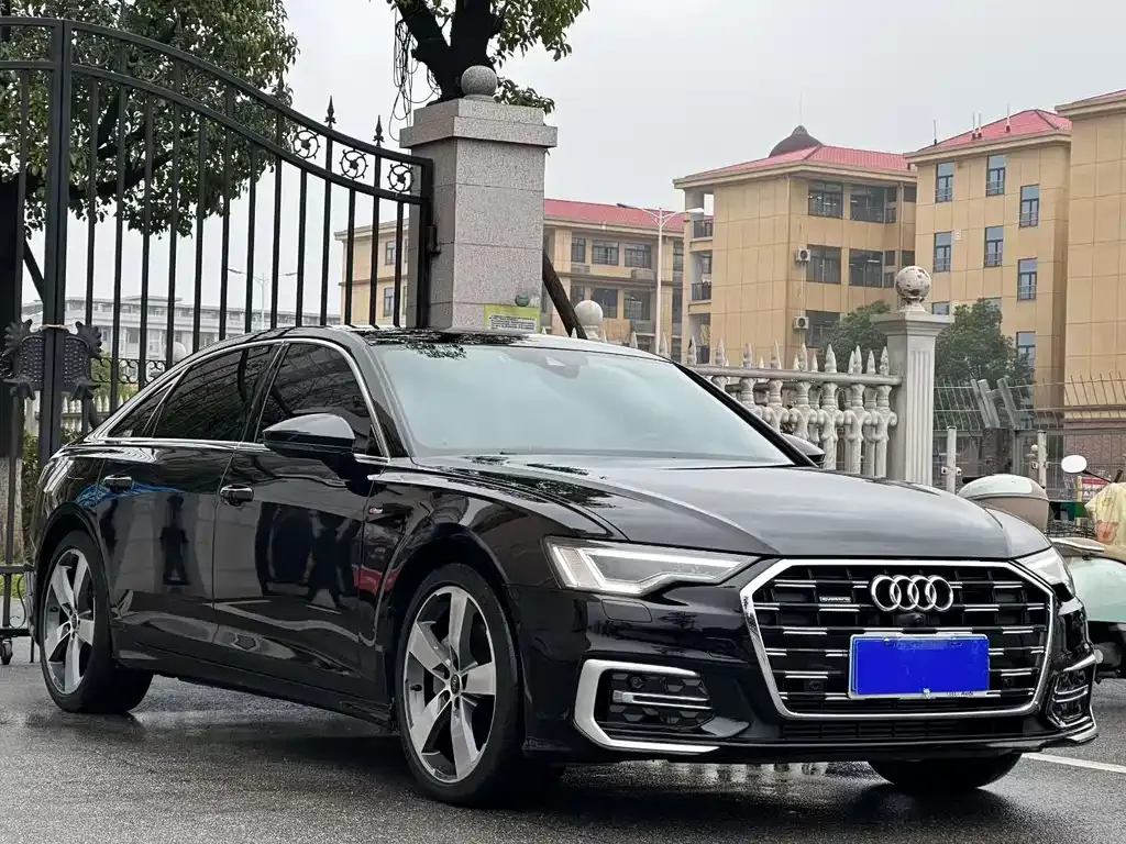 Audi A6L — фото 7