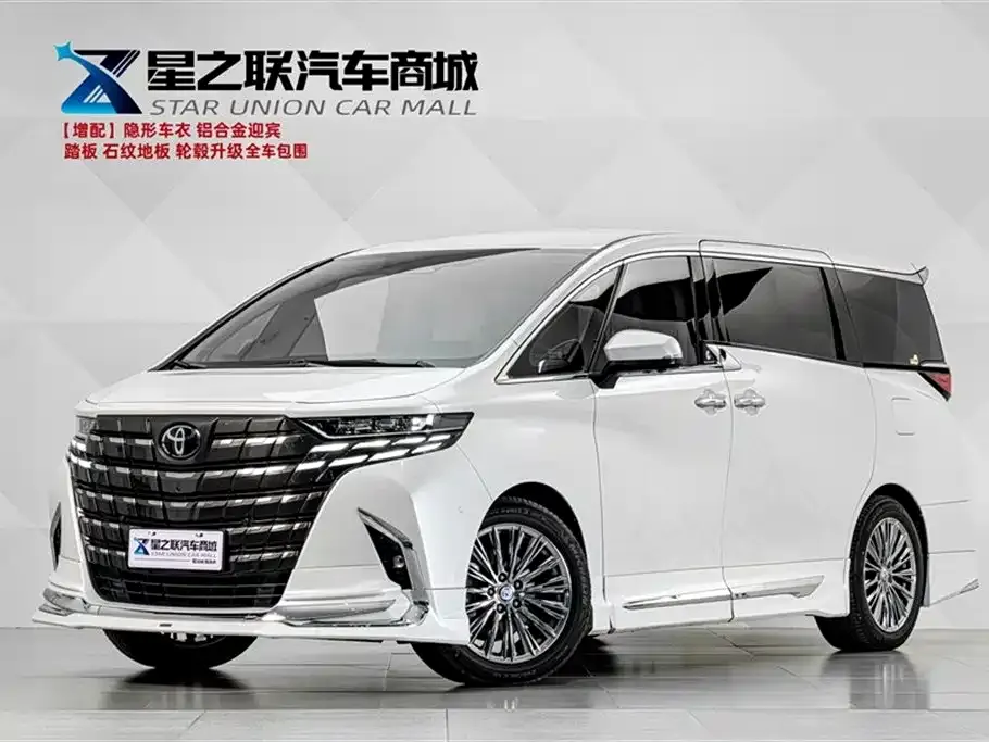 Toyota Alphard — фото 1