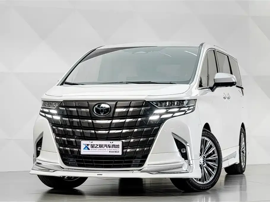 Toyota Alphard — фото 3