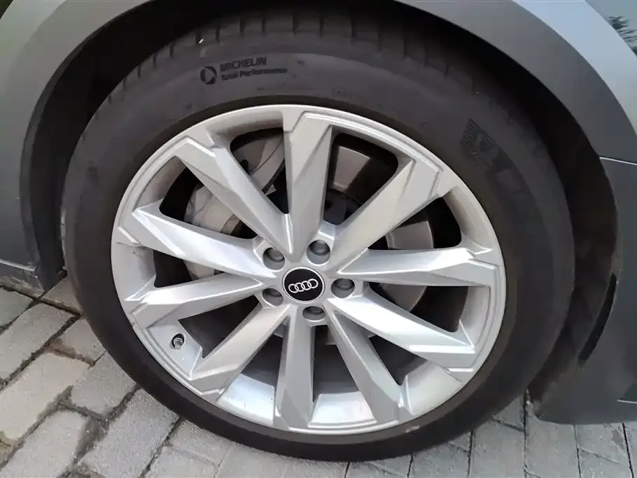 Audi A6 (Import) — фото 2