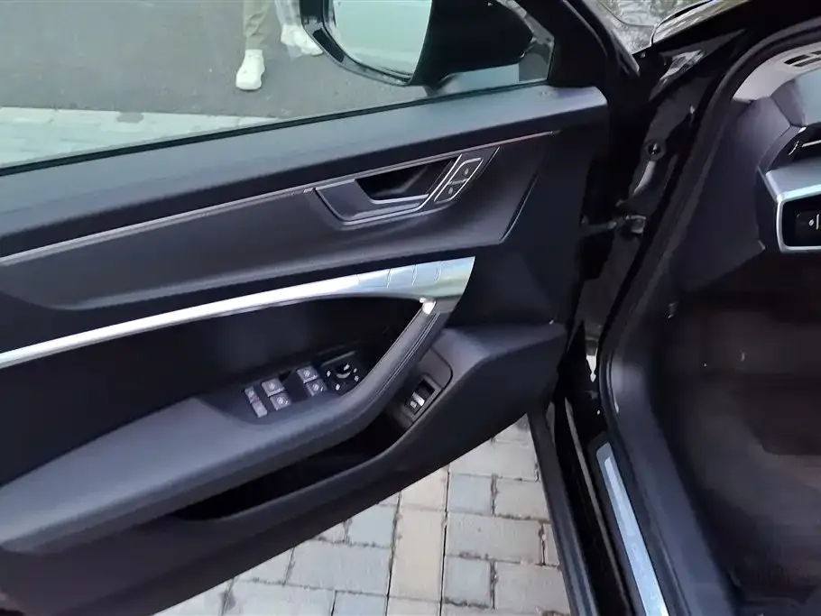 Audi A6 (Import) — фото 6