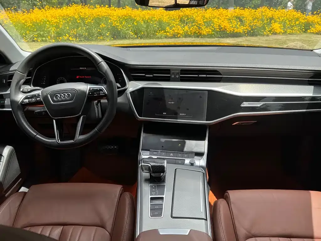 Audi A6L — фото 2