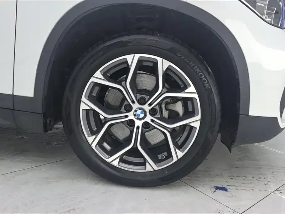 BMW X1 — фото 2