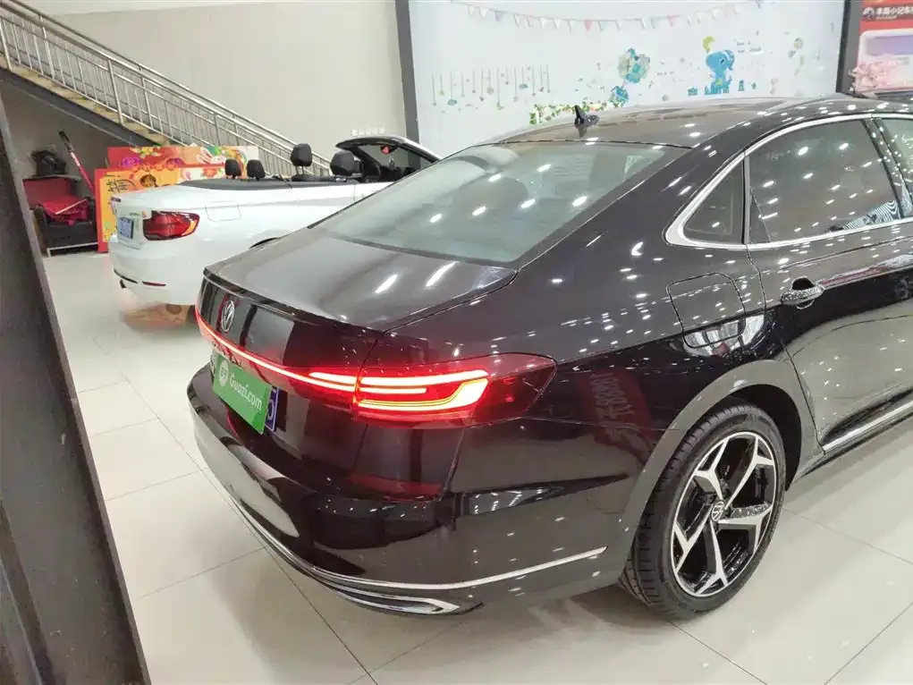 Volkswagen Passat — фото 9