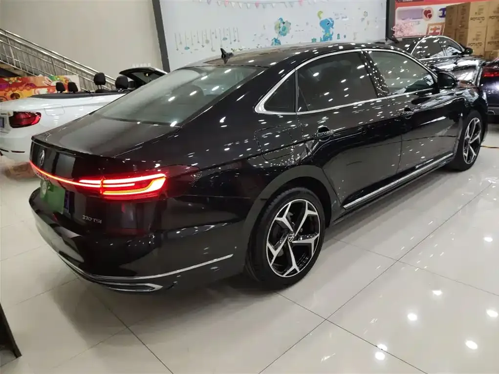 Volkswagen Passat — фото 3