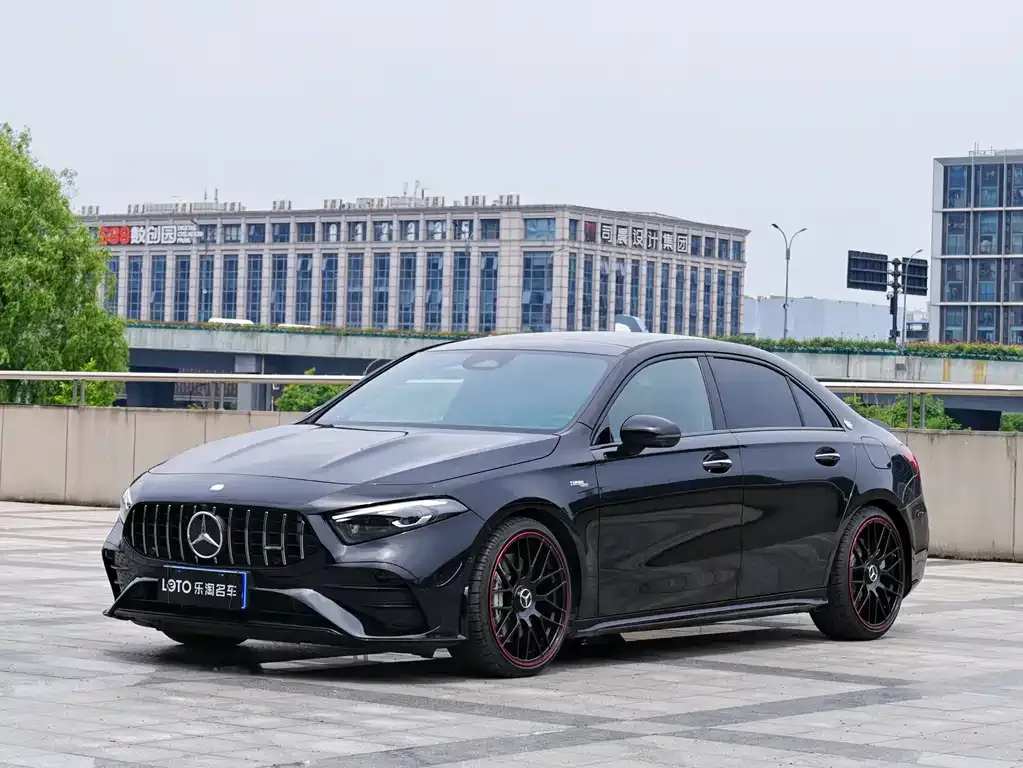 Mercedes-Benz A-Class AMG — фото 1