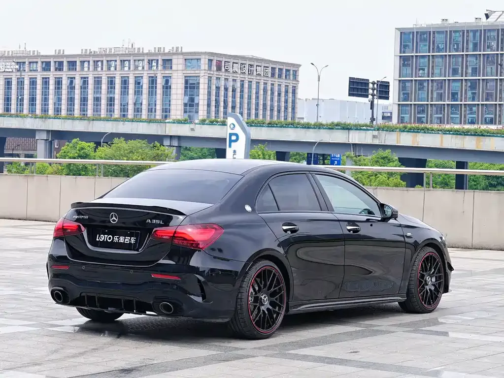 Mercedes-Benz A-Class AMG — фото 4