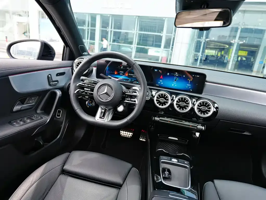 Mercedes-Benz A-Class AMG — фото 10