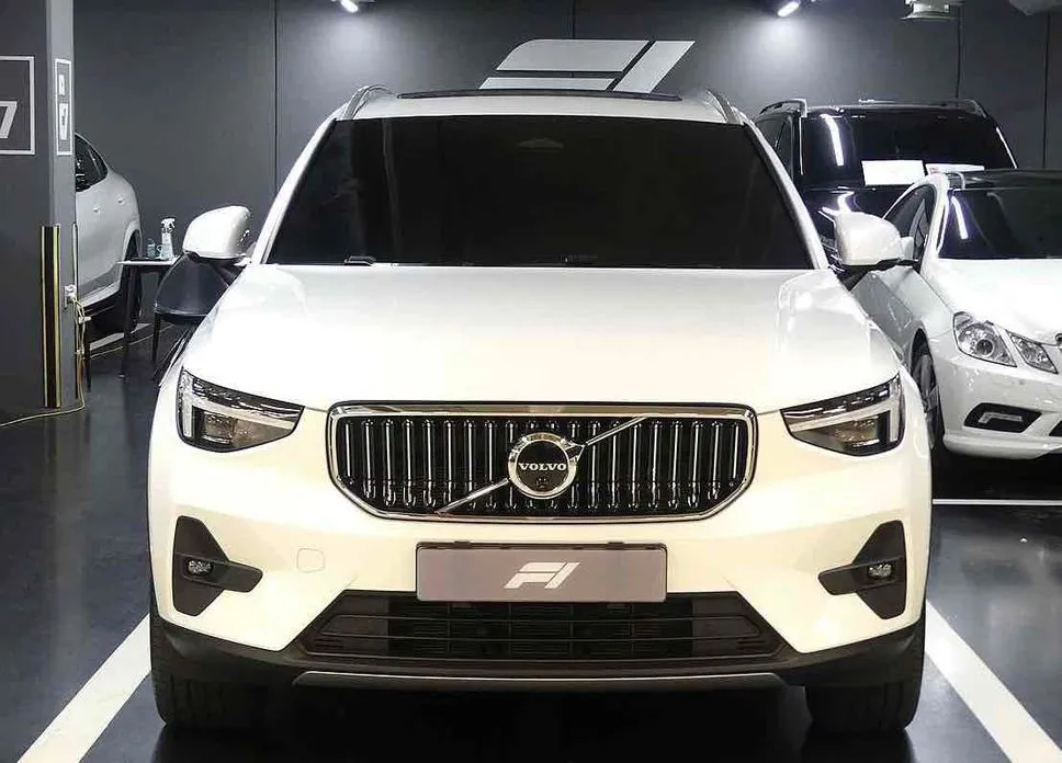 Volvo XC40 2024 из KR, фото 5
