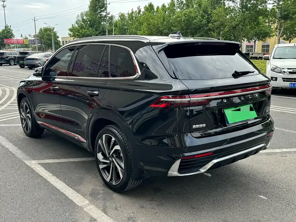 Geely Xingyue L — фото 9