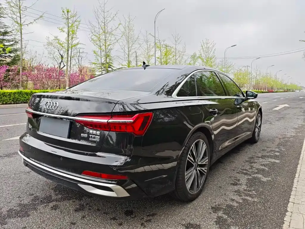Audi A6L — фото 4
