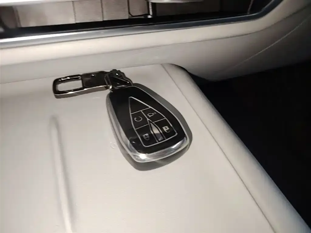 Changan UNI-Z 2024 из CN, фото 2