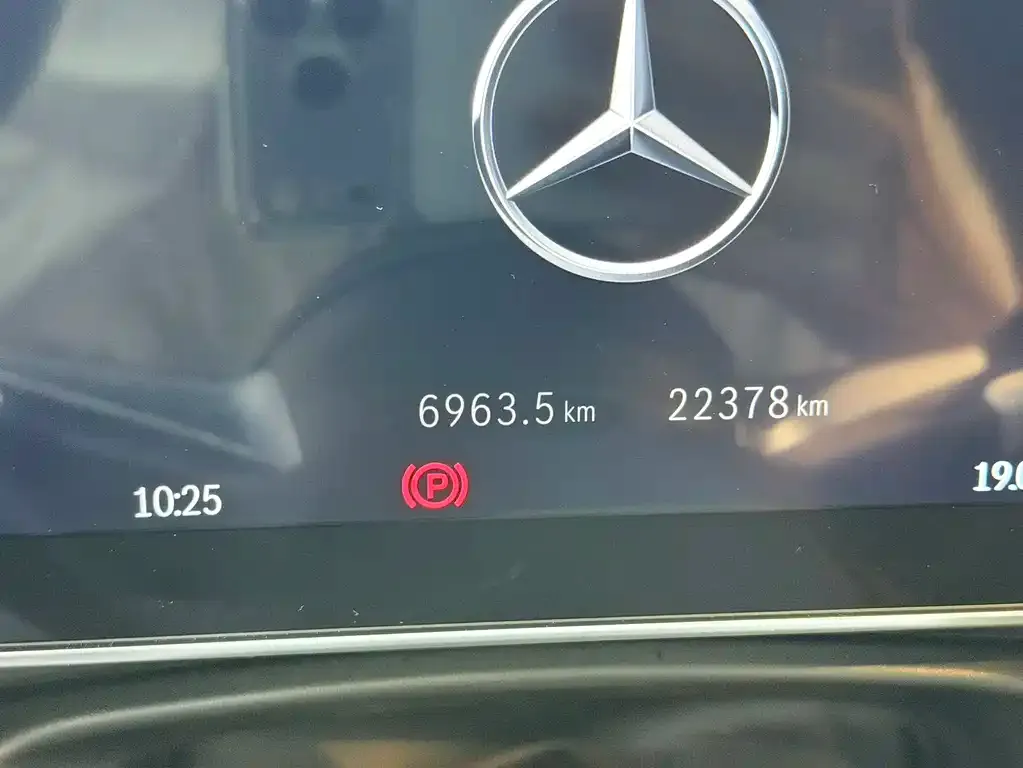 Mercedes-Benz EQE 2023 из CN, фото 2