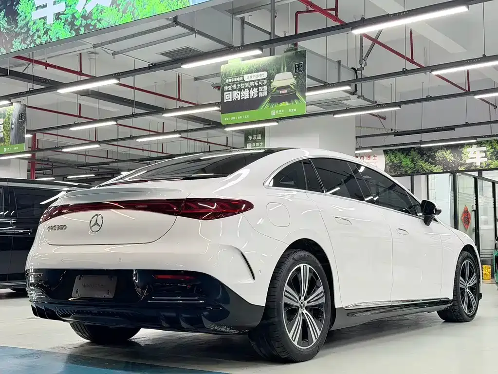 Mercedes-Benz EQE 2023 из CN, фото 6