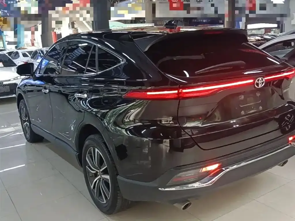 Toyota Harrier 2022 из CN, фото 2