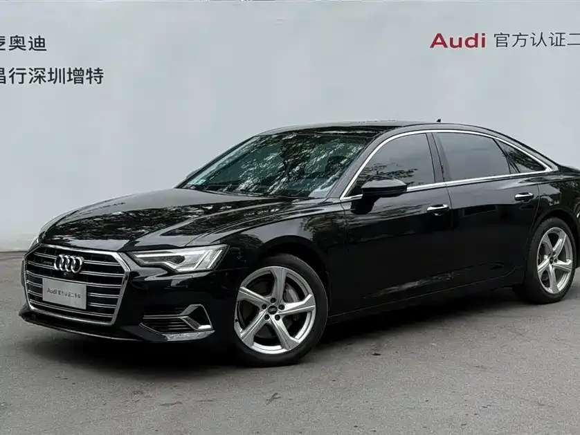 Audi A6L — фото 1