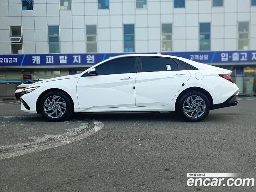 Hyundai AVANTE — фото 5