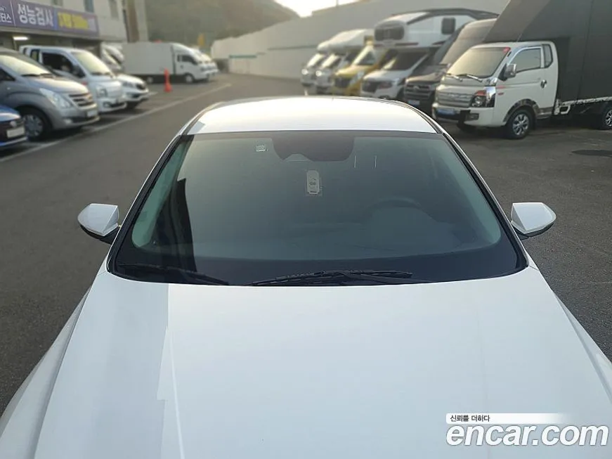 Hyundai AVANTE — фото 2