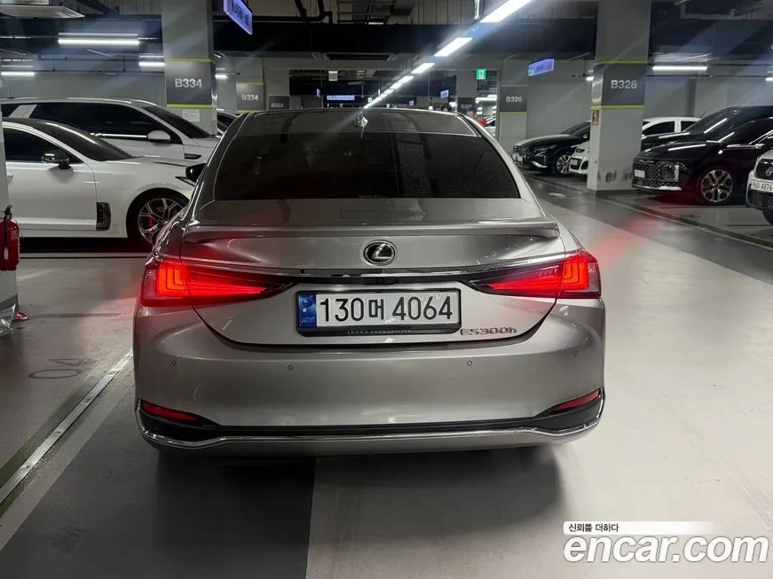 Lexus ES 2023 из KR, фото 9