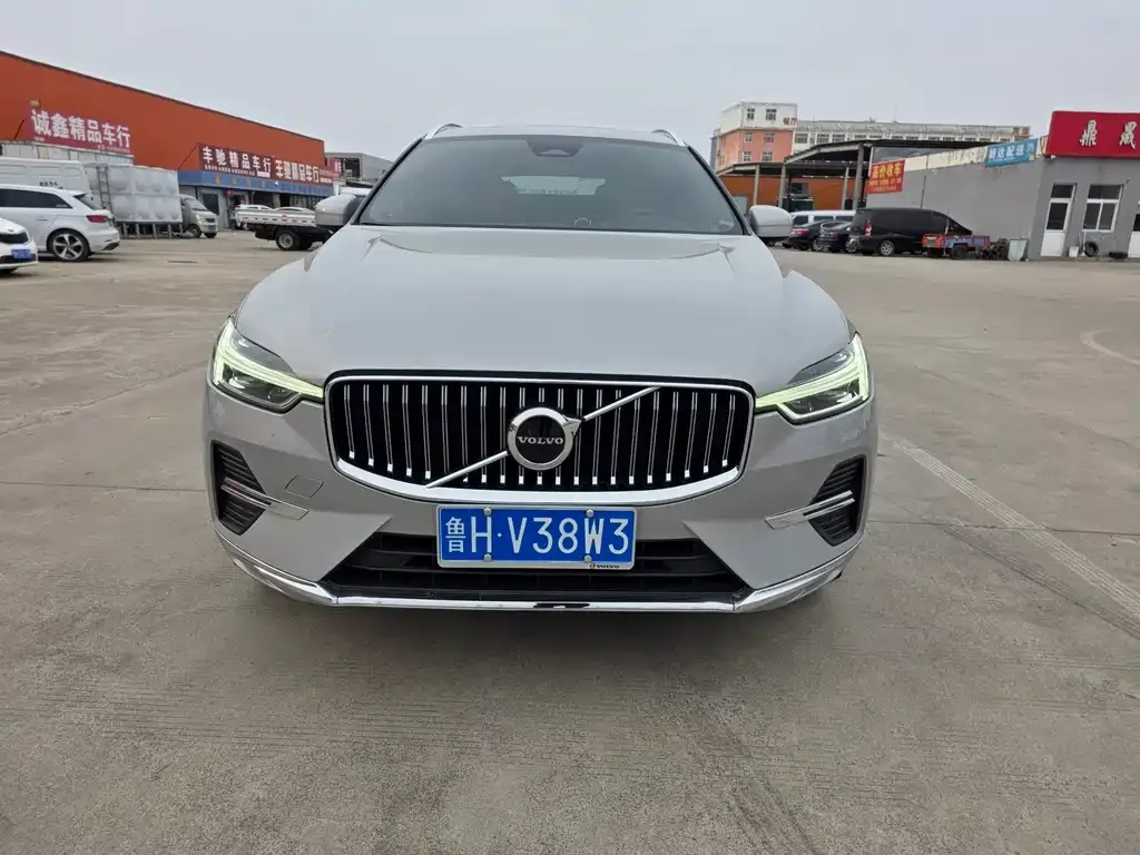 Volvo XC60 2022 из CN, фото 3