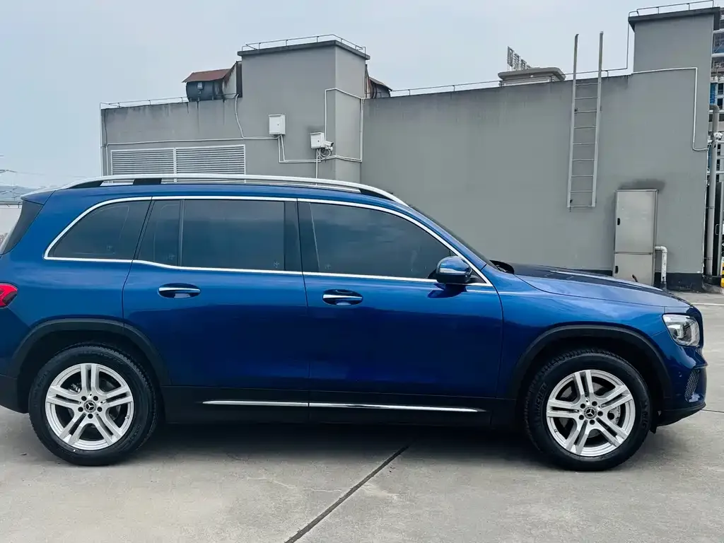 Mercedes-Benz GLB — фото 5