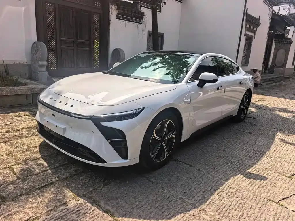 Exeed Xingjiyuan ES