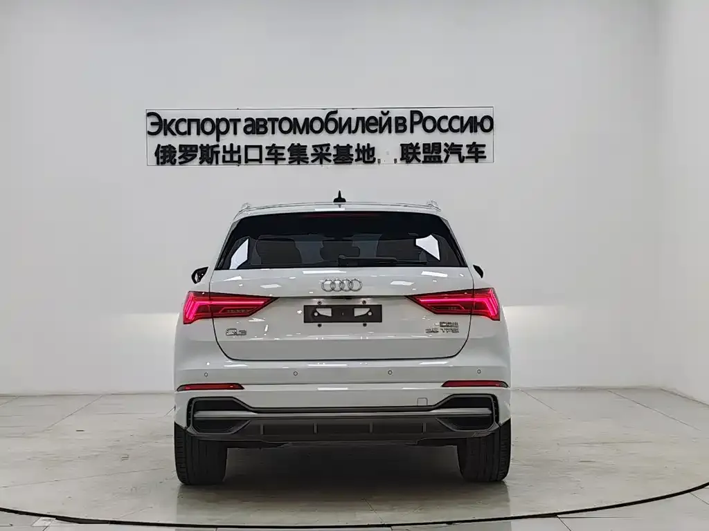 Audi Q3 — фото 3