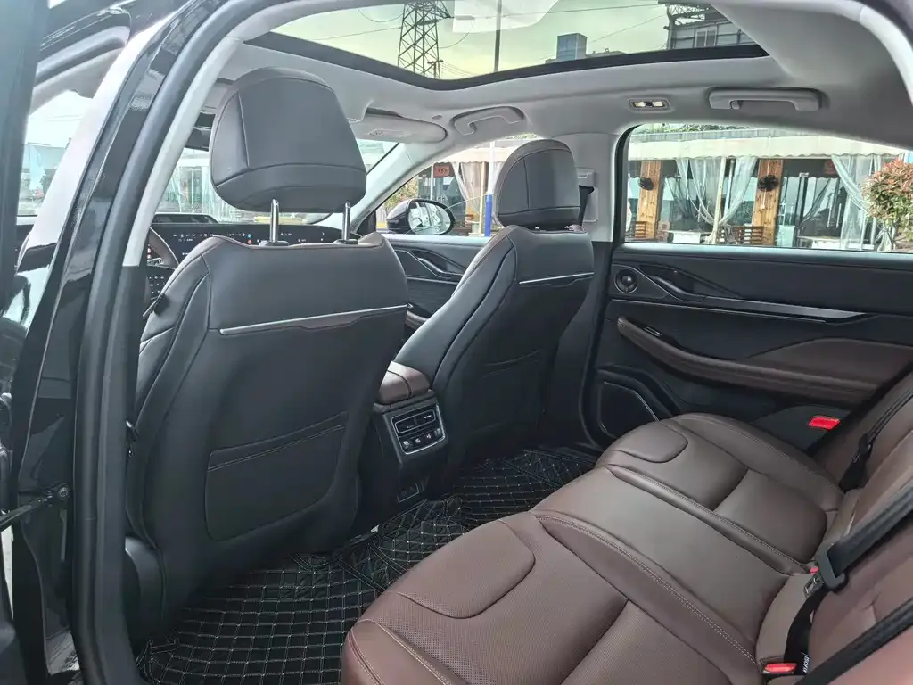 Lincoln Z — фото 5