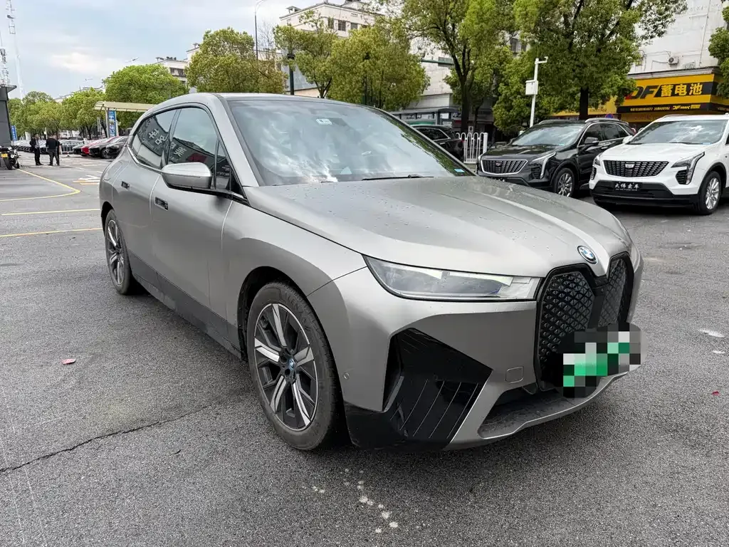 BMW iX 2023 из CN, фото 10