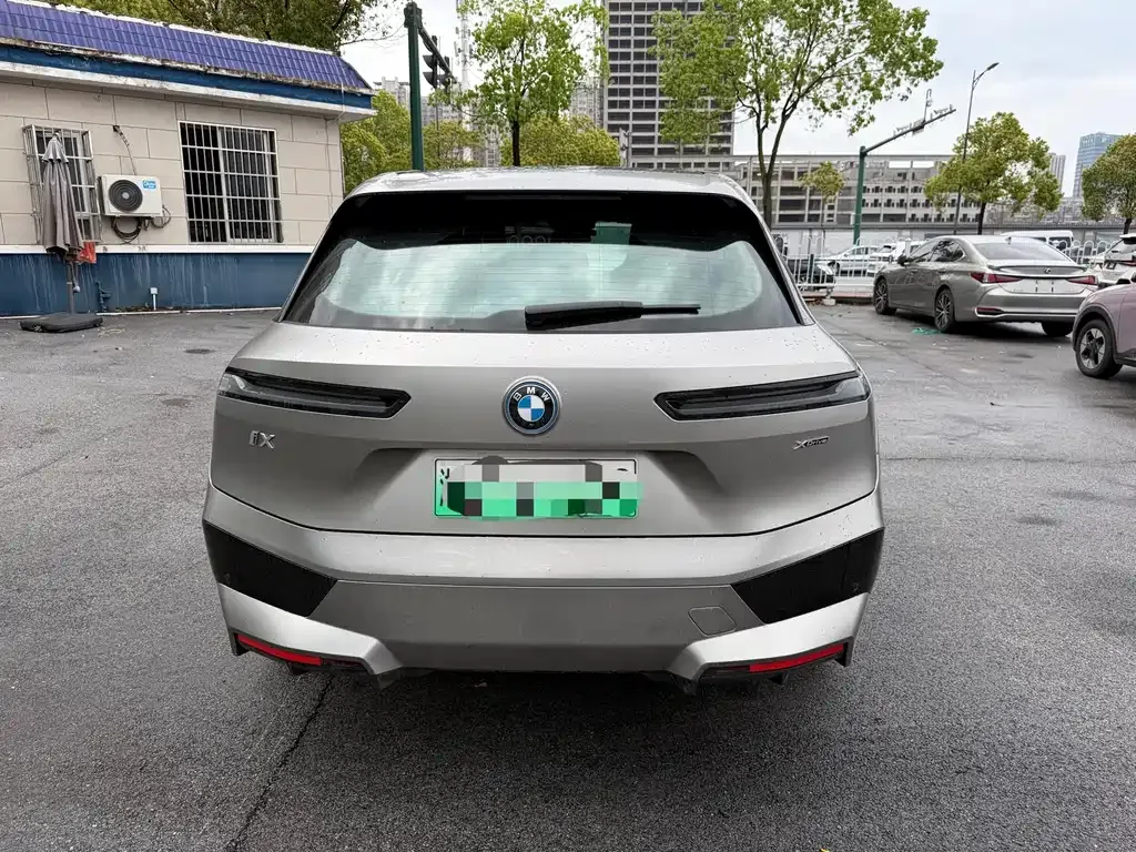 BMW iX 2023 из CN, фото 8
