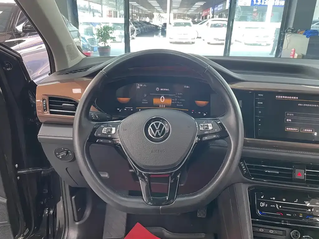 Volkswagen Tharu — фото 3