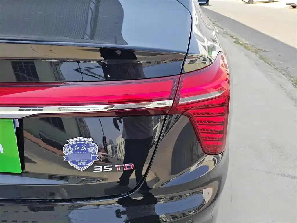 Hongqi H5 2024 из CN, фото 8