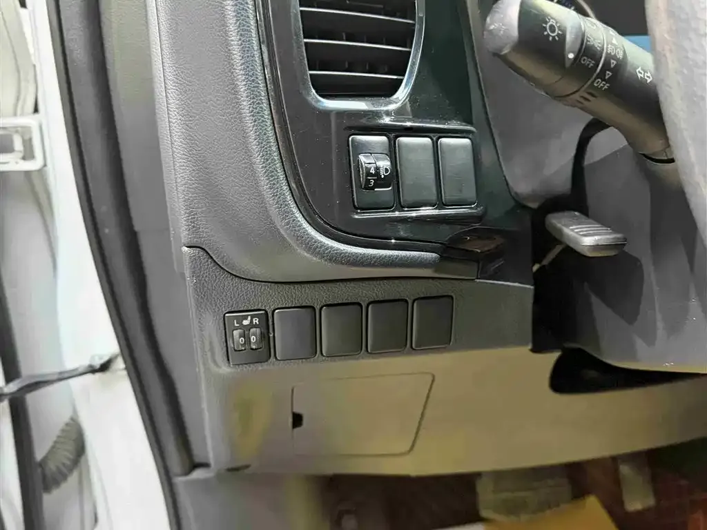 Mitsubishi Outlander 2022 из CN, фото 4
