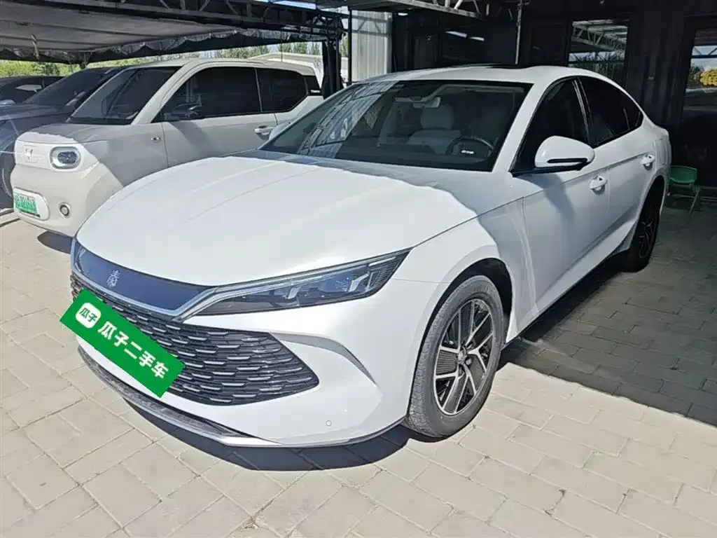BYD Qin L — фото 1