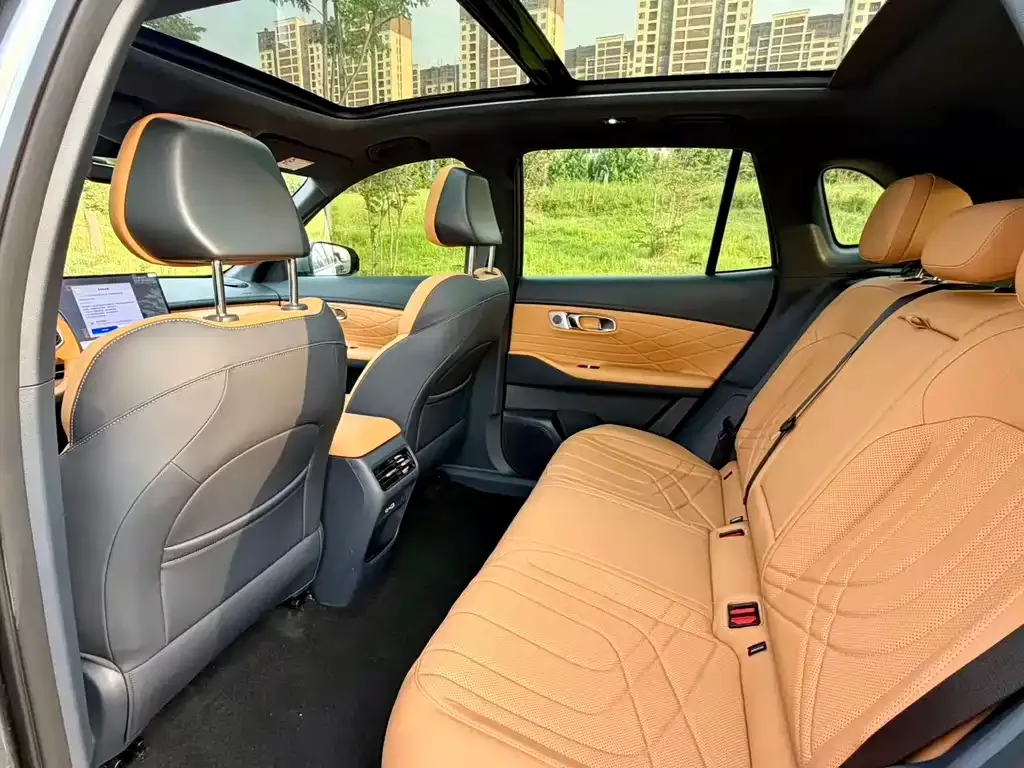Geely Galaxy Xingjian 7 — фото 2
