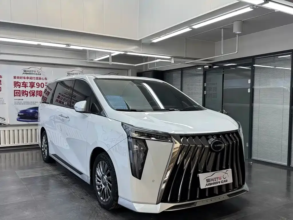 GAC Motor Trumpchi M8 — фото 10