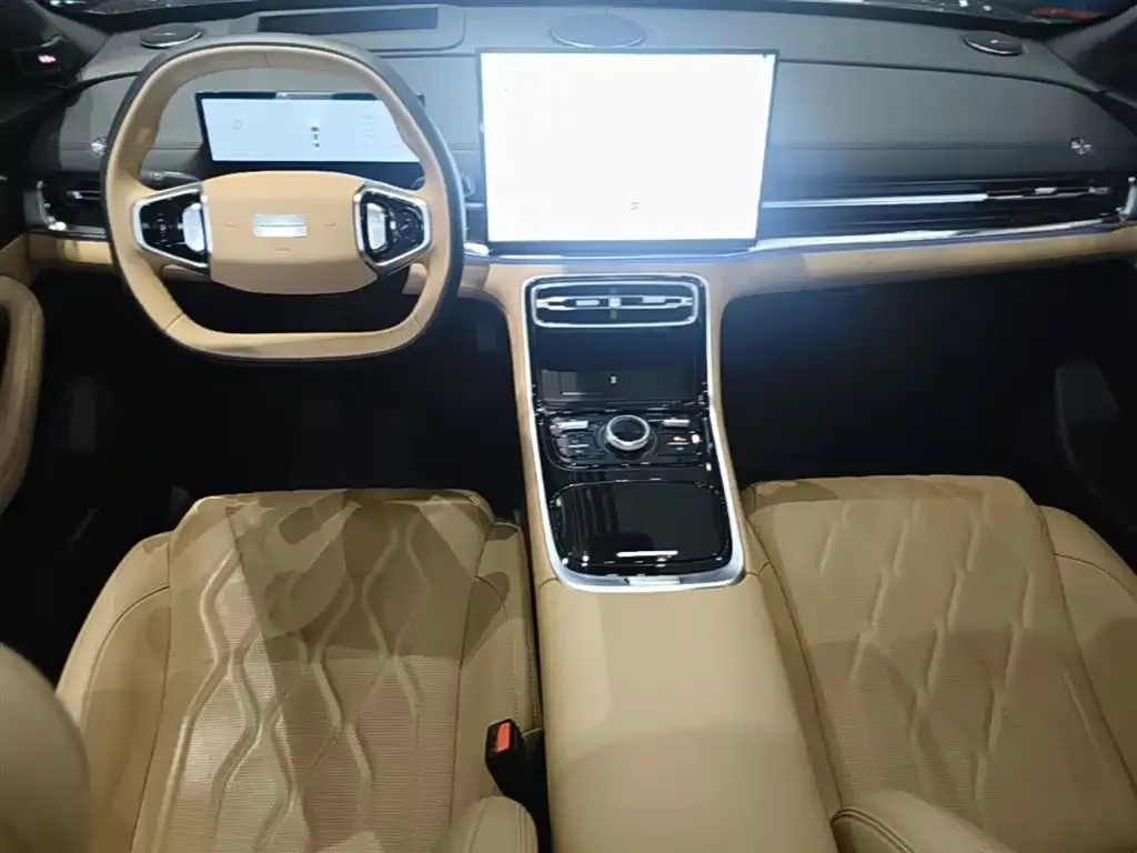Geely Galaxy A7 — фото 3