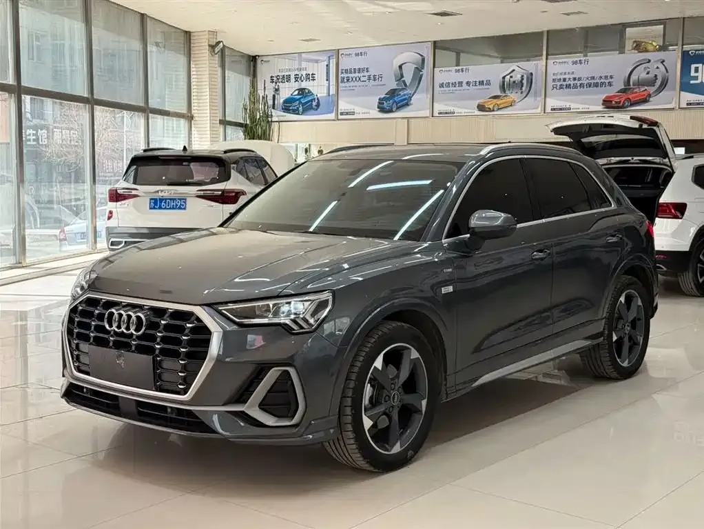 Audi Q3 2022 из CN, фото 1