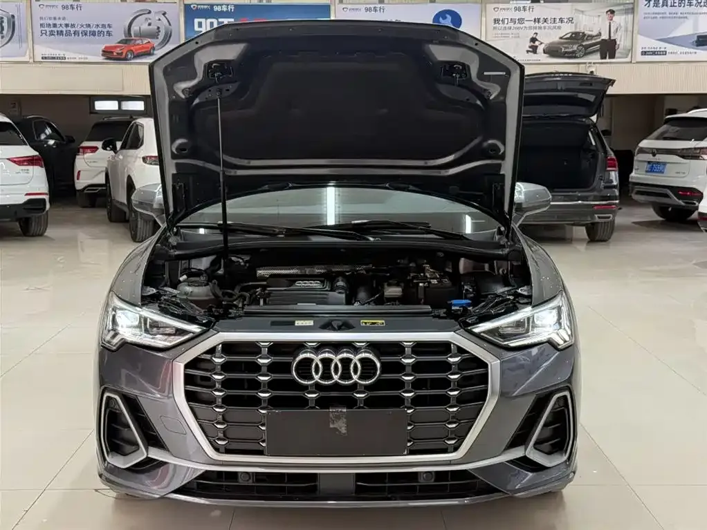 Audi Q3 2022 из CN, фото 4