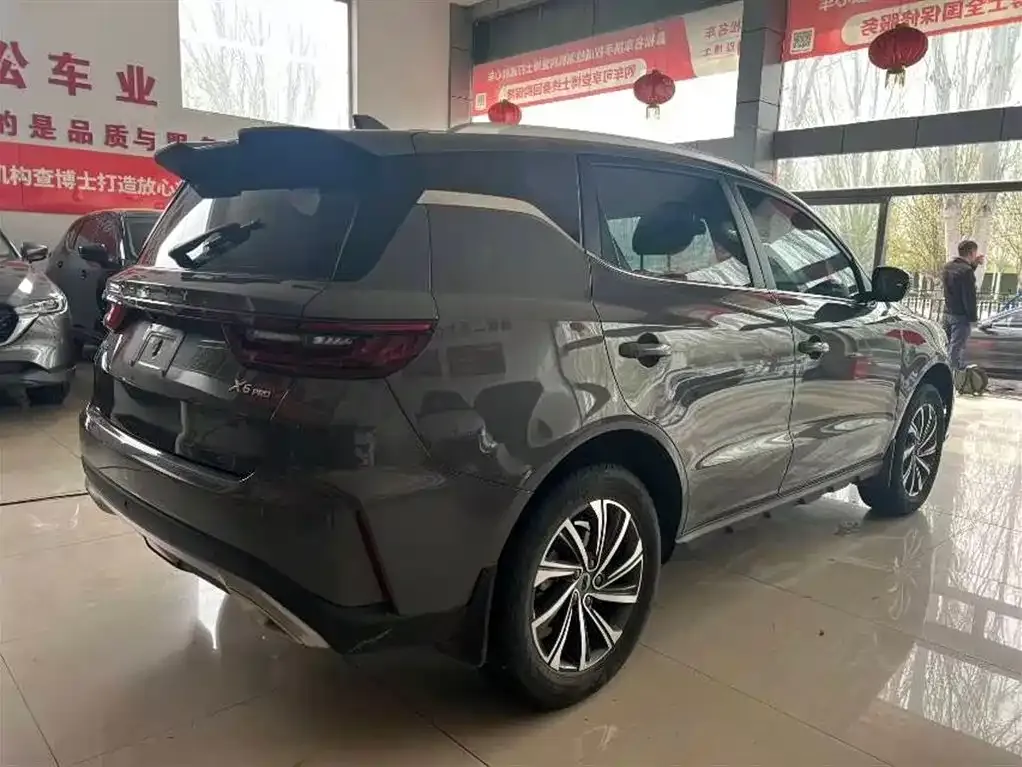 Geely Vision X6 — фото 10