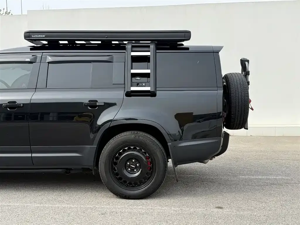 Land Rover Defender — фото 6