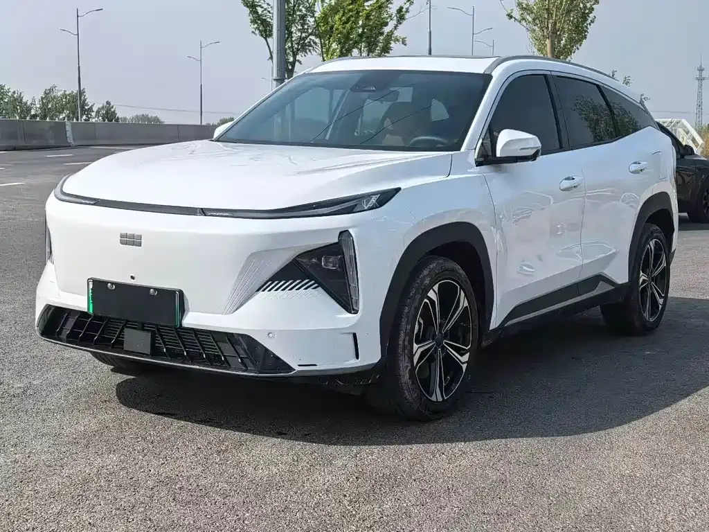 Geely Galaxy L7