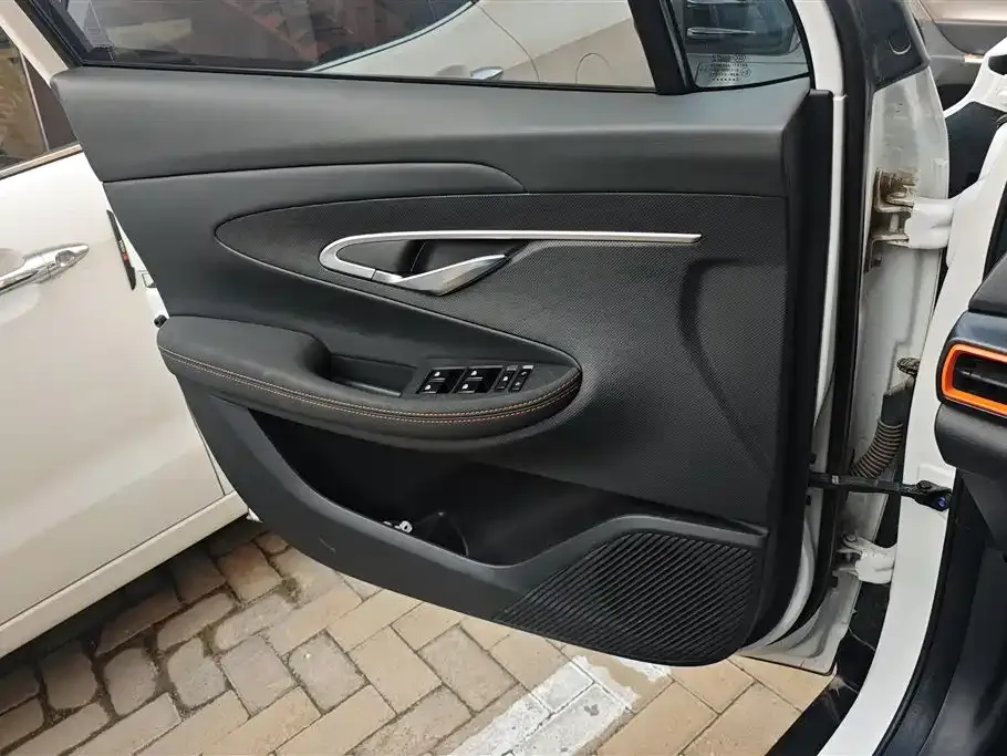Changan UNI-T 2023 из CN, фото 8