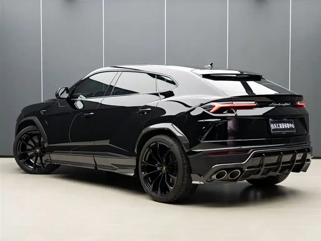 Lamborghini Urus — фото 2