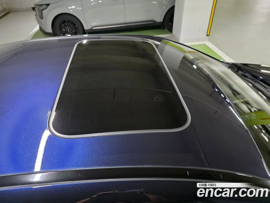 Mercedes-Benz E-Class E350 4MATIC Exclusive 1