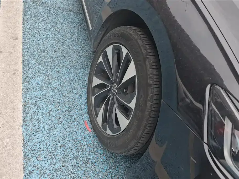 Volkswagen Passat — фото 5
