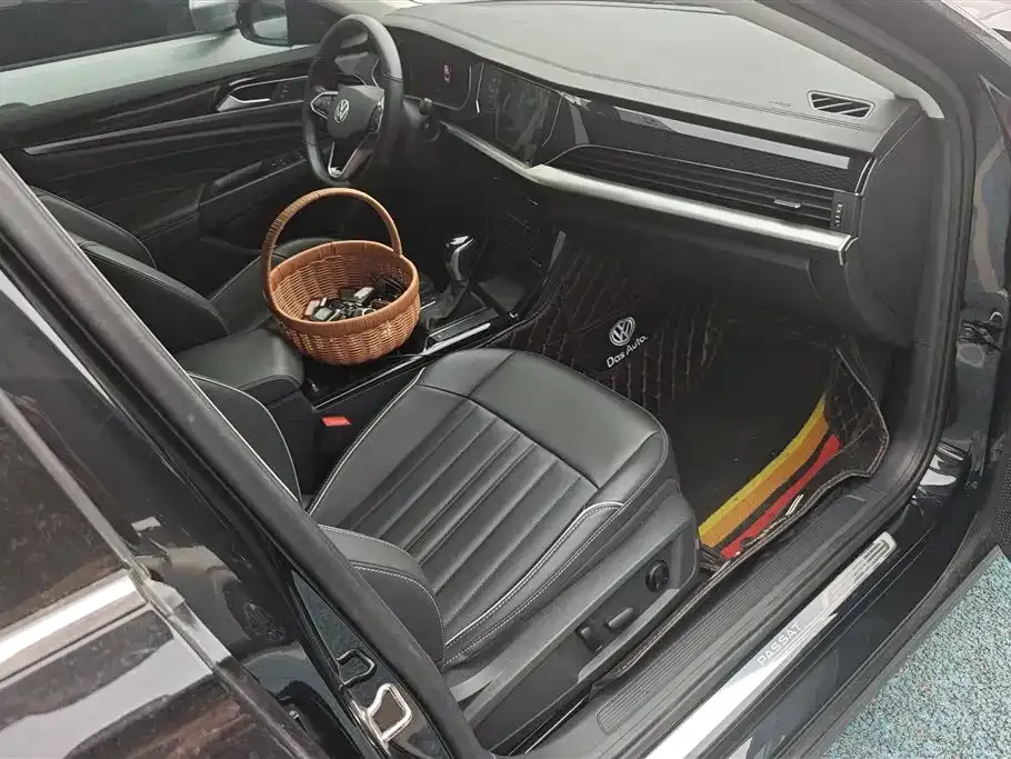 Volkswagen Passat — фото 6