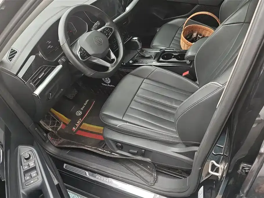 Volkswagen Passat — фото 8