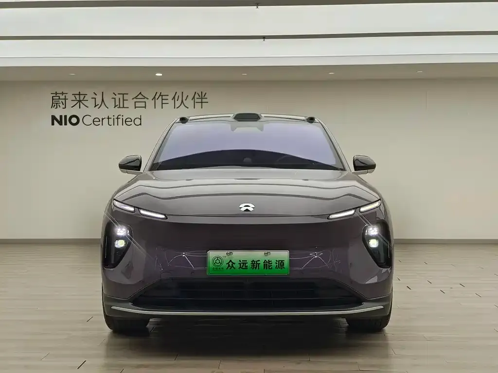 NIO EC6 — фото 10