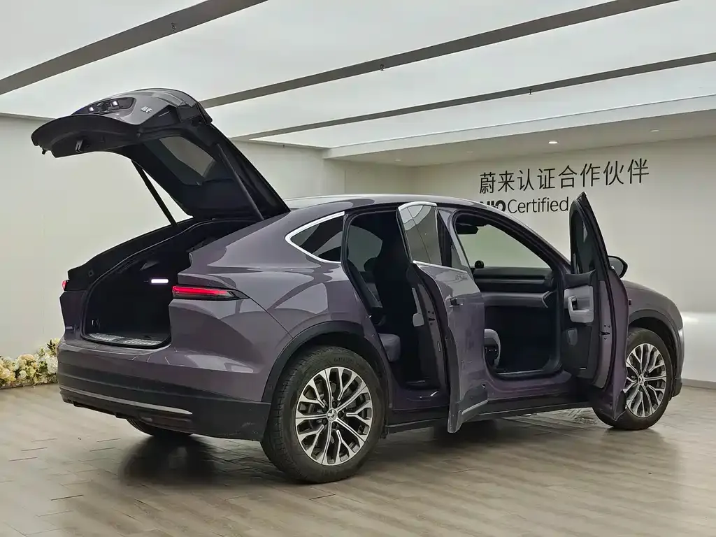 NIO EC6 — фото 9
